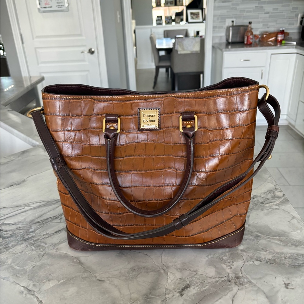 Dooney & Bourke croc embossed Chelsea tote in Cognac, EUC
